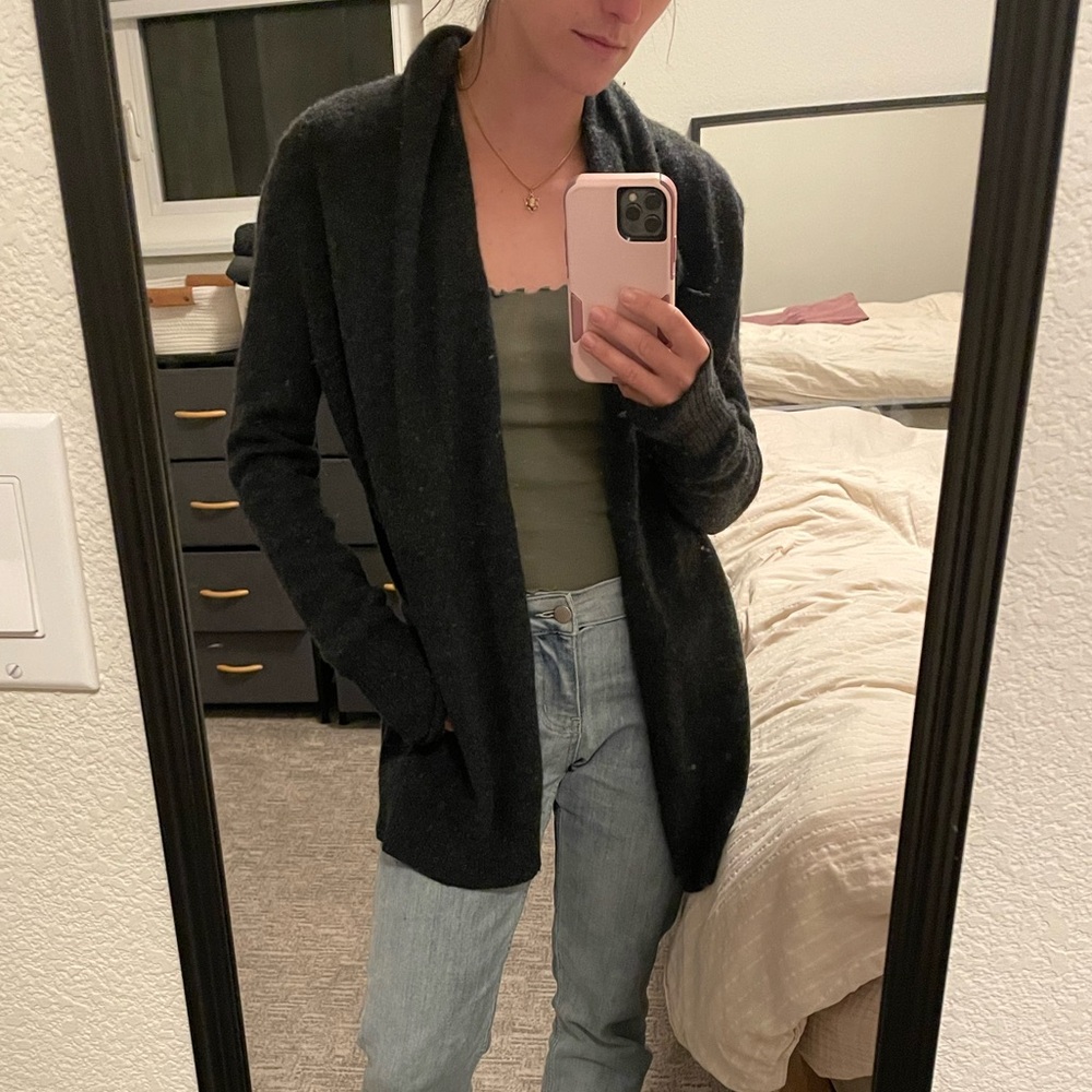 Tahari Gray Cashmere Sweater